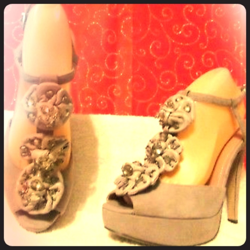 Vince Camuto VS-Mist Heels